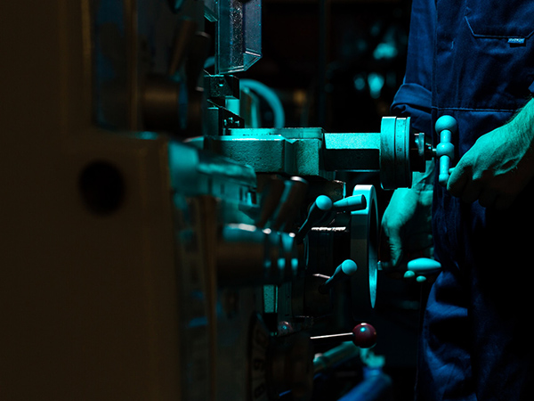 沈陽設備翻新噴涂油漆大曝光